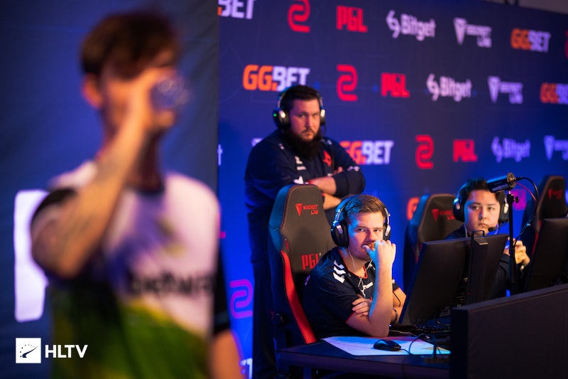 诗栋取胜的 诗栋取胜的